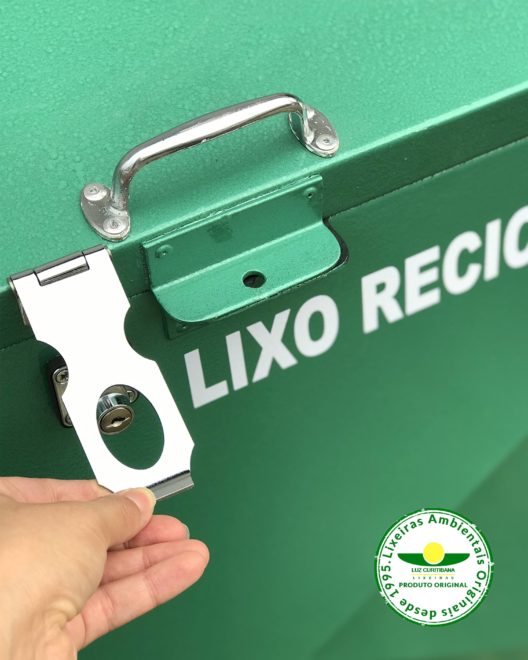 Lixeira aço condomínio calçada