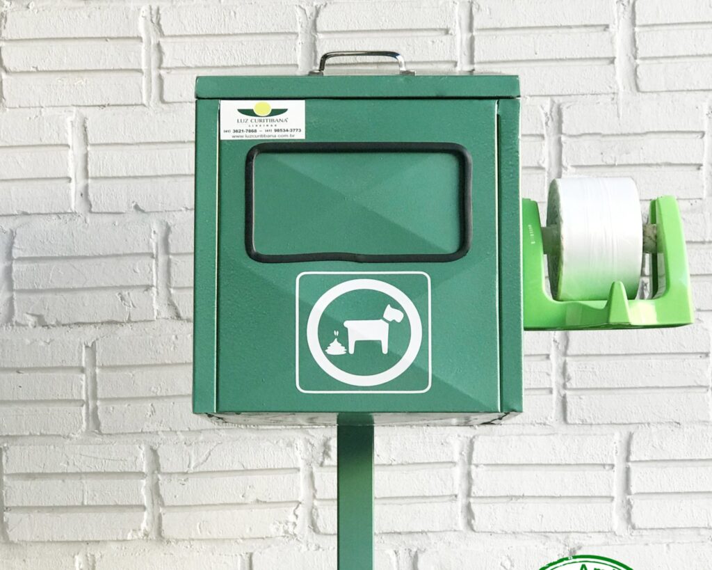 Lixeira Pet com Poste